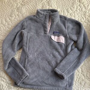 Patagonia Gray Pullover Fleece with Light Pink Pocket Trim